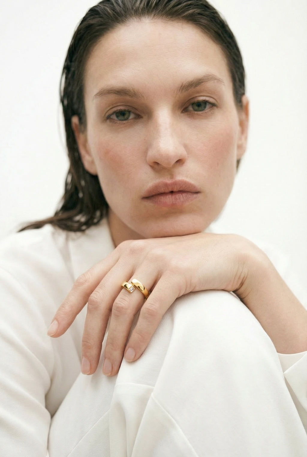 Square Hug Ring