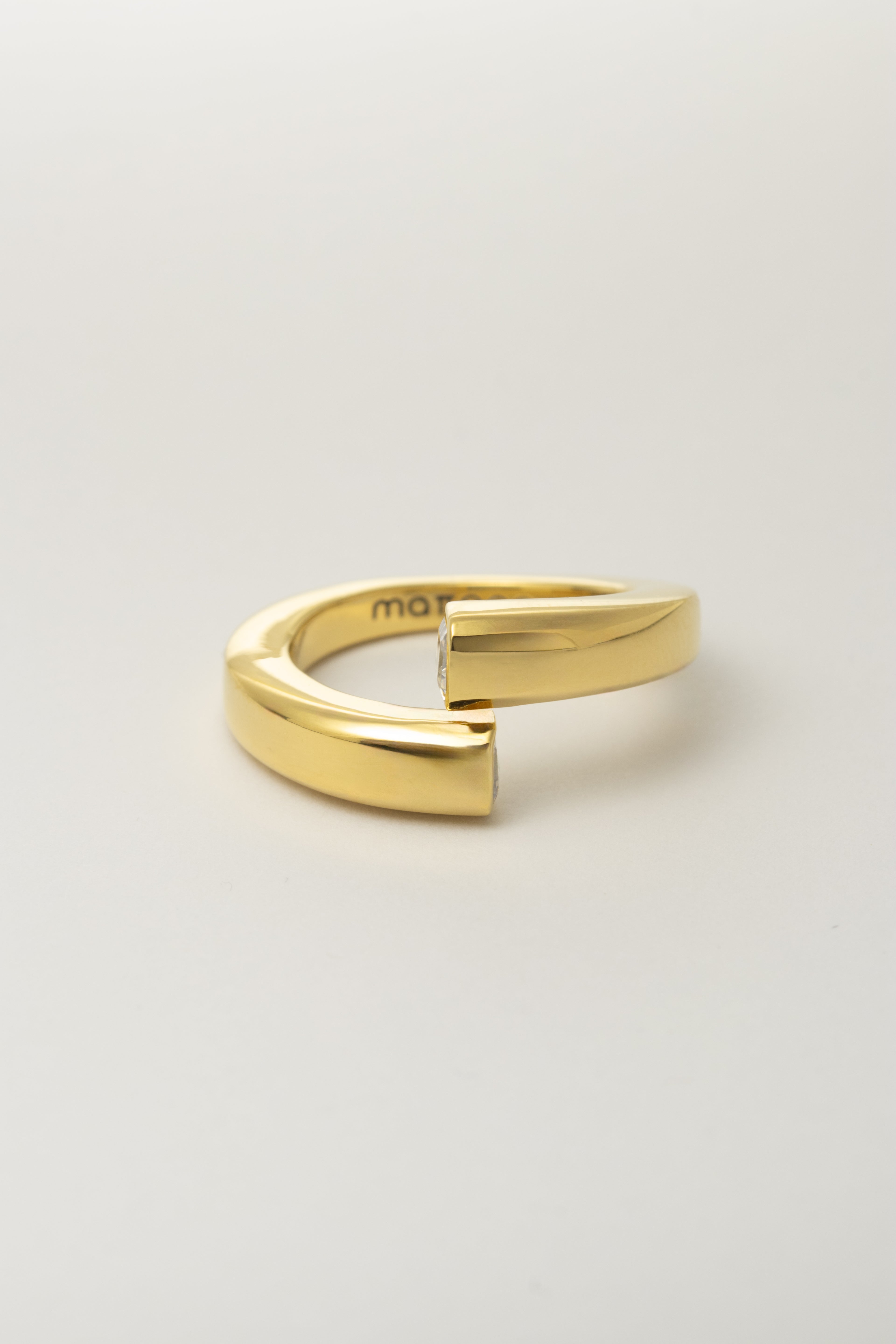 Square Hug Ring