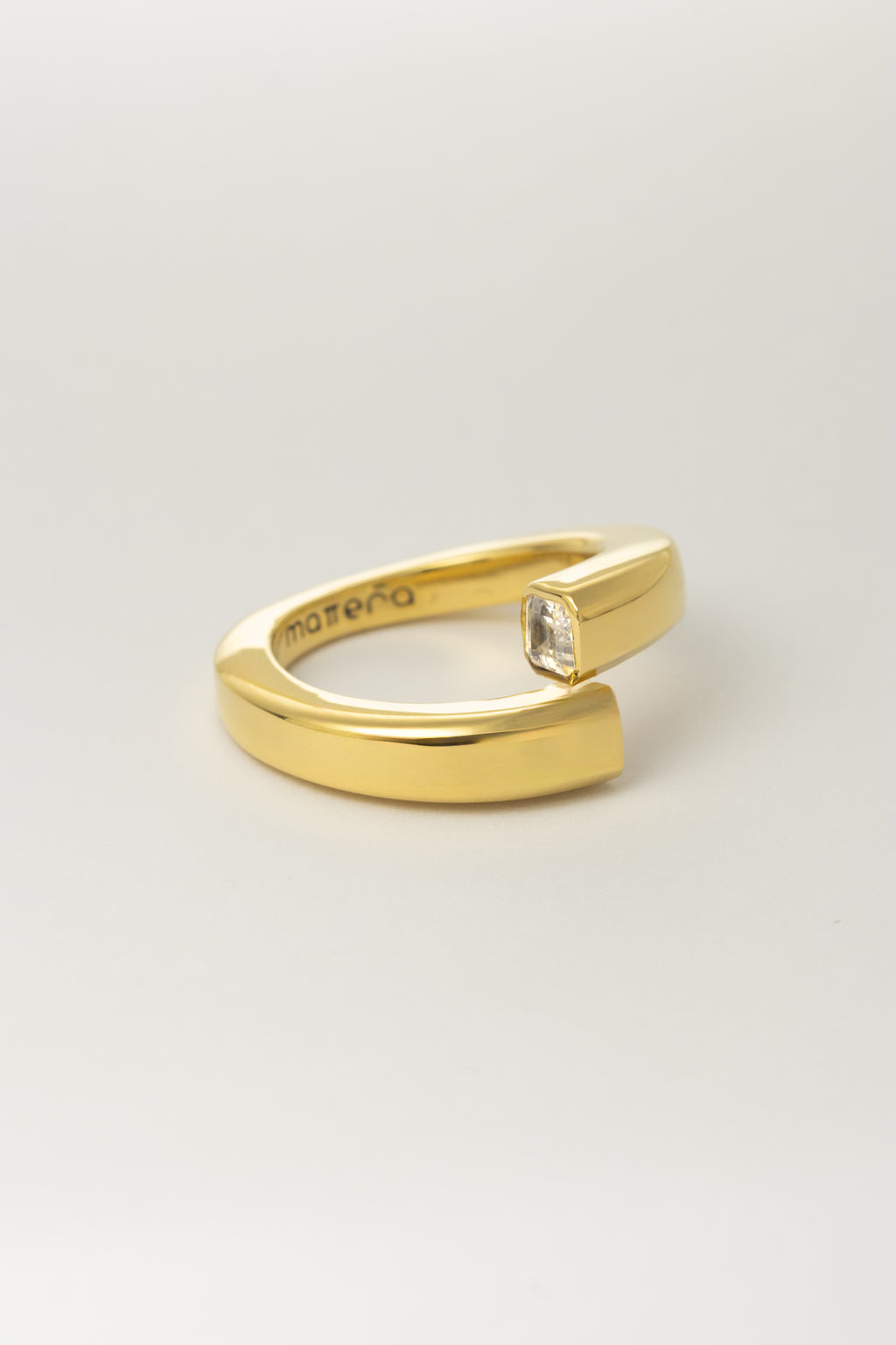 Square Hug Ring